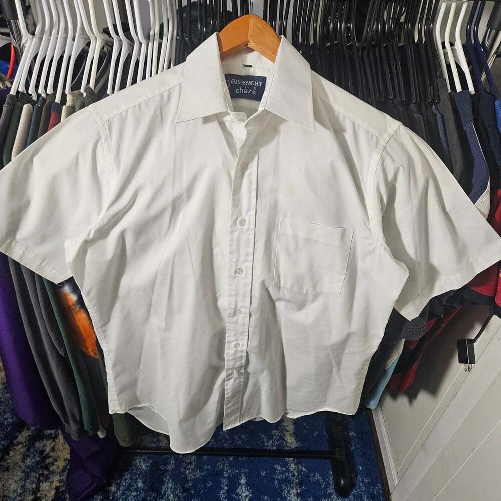 GIVENCHY for Chesa White Short Sleeve Button Down Shirt Made in Korea
